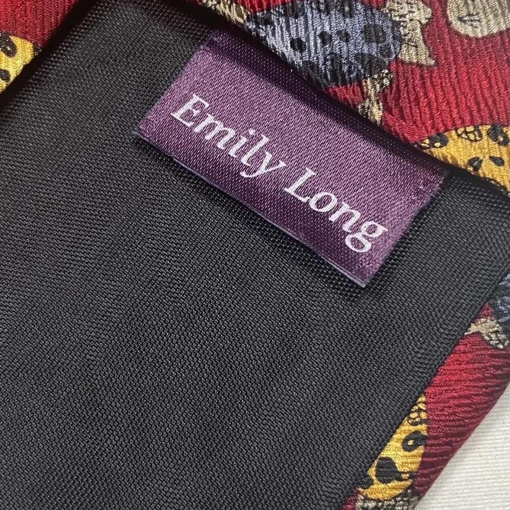 Jos A Bank Silk Tie Miracle Collection Rabbits on Red Emily Long 3.75x57 USA